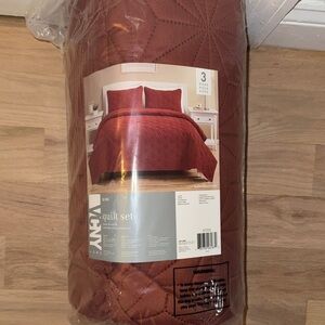 Vera Wang Red Quilts Bedding Set